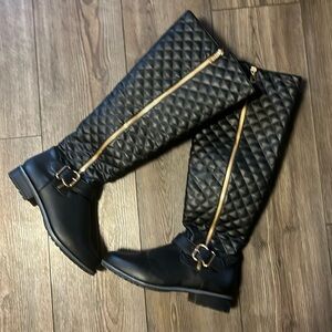 Ameta Black Quilted Honey Tall boots size 6.5